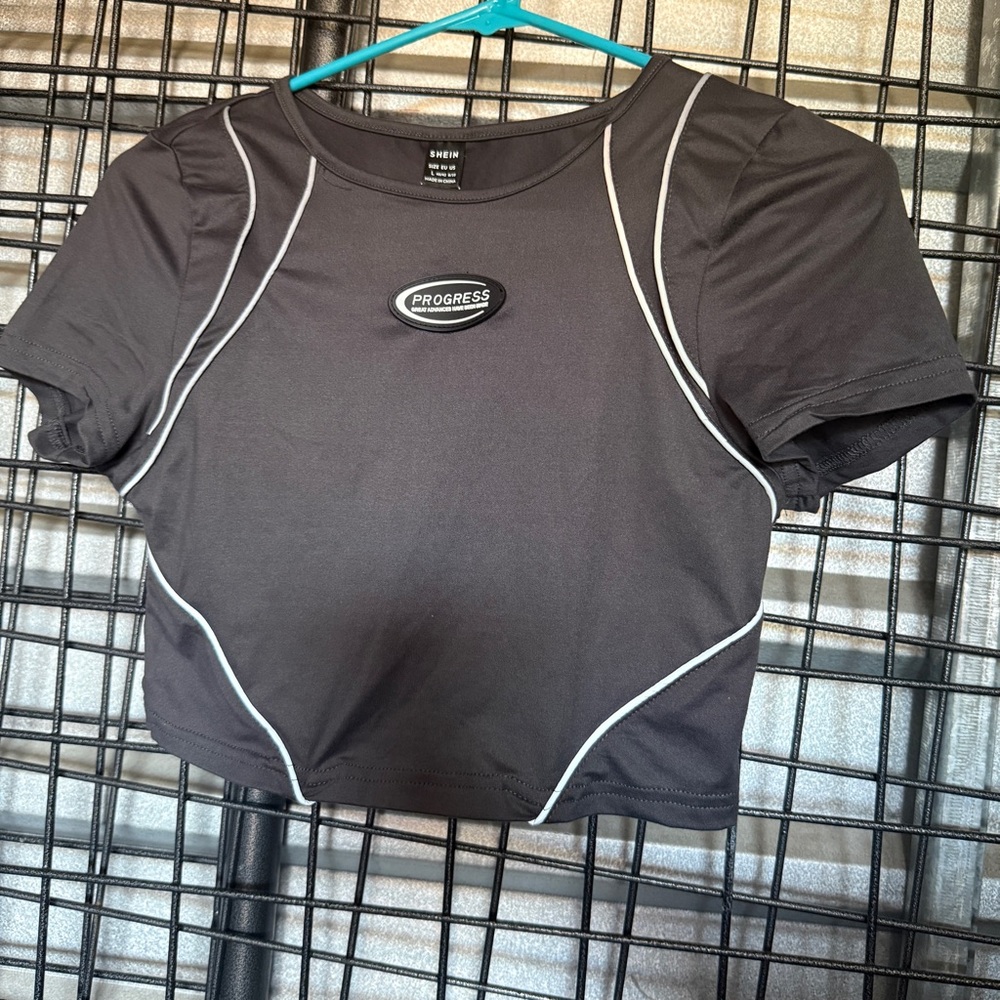 4/$25 Black Crop Top gray Contrast Piping large short sleeves progress logo A9